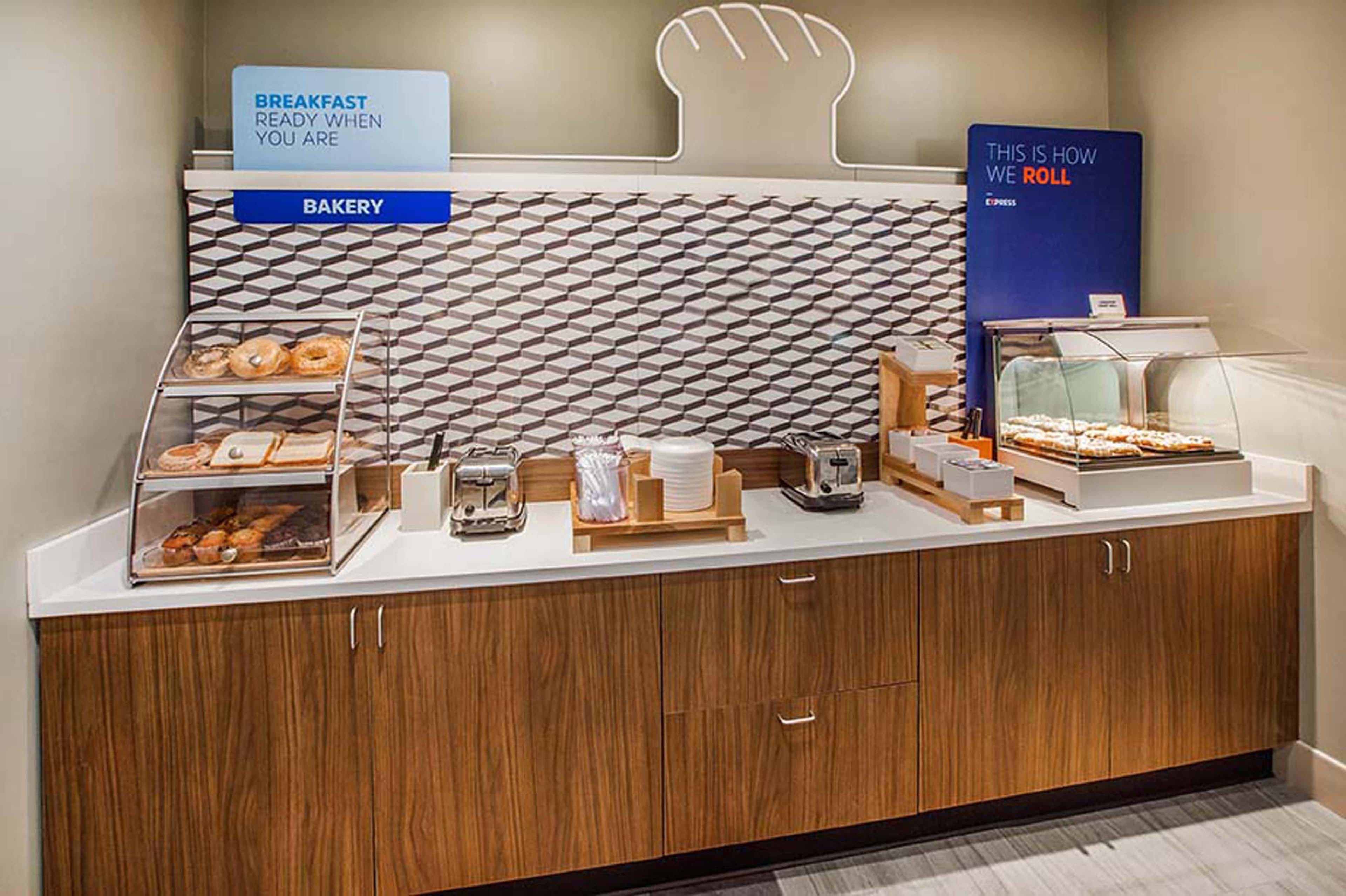 Holiday Inn Express Hotel & Suites Fort Wayne By Ihg Ellisville Kültér fotó